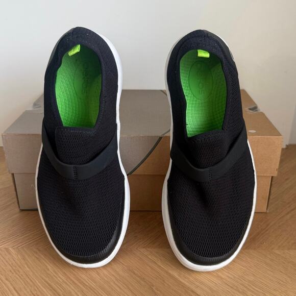 OOFOS OOmg eeZee Black/White Mesh Slip On Recovery Sneakers Women - SZ 8.5 - Picture 2 of 10